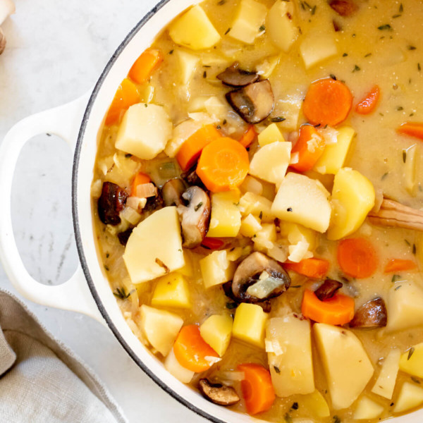 large white pot of Hearty Healthy Vegetable Stew