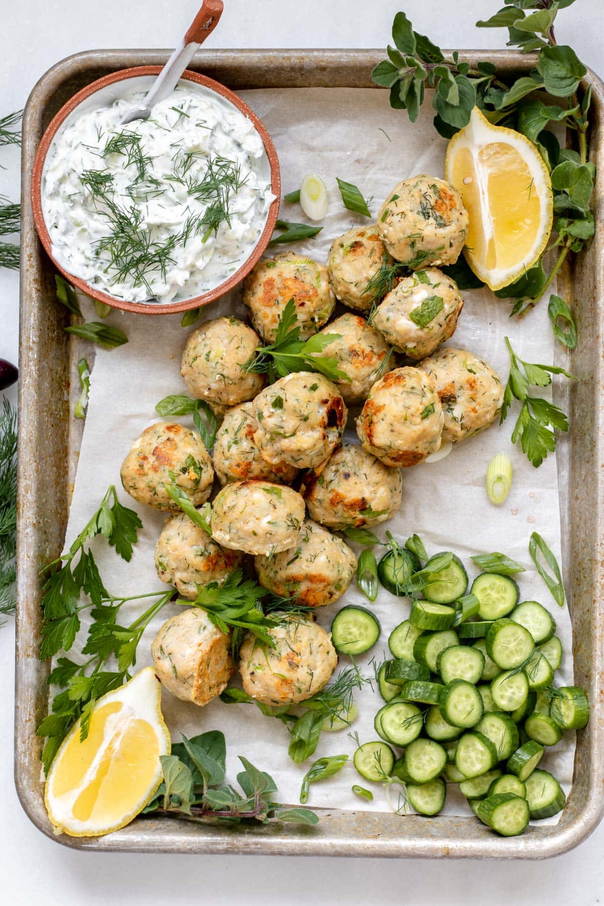 Greek Kale and Quinoa Salad Meal Prep Bowls - Abra's Kitchen