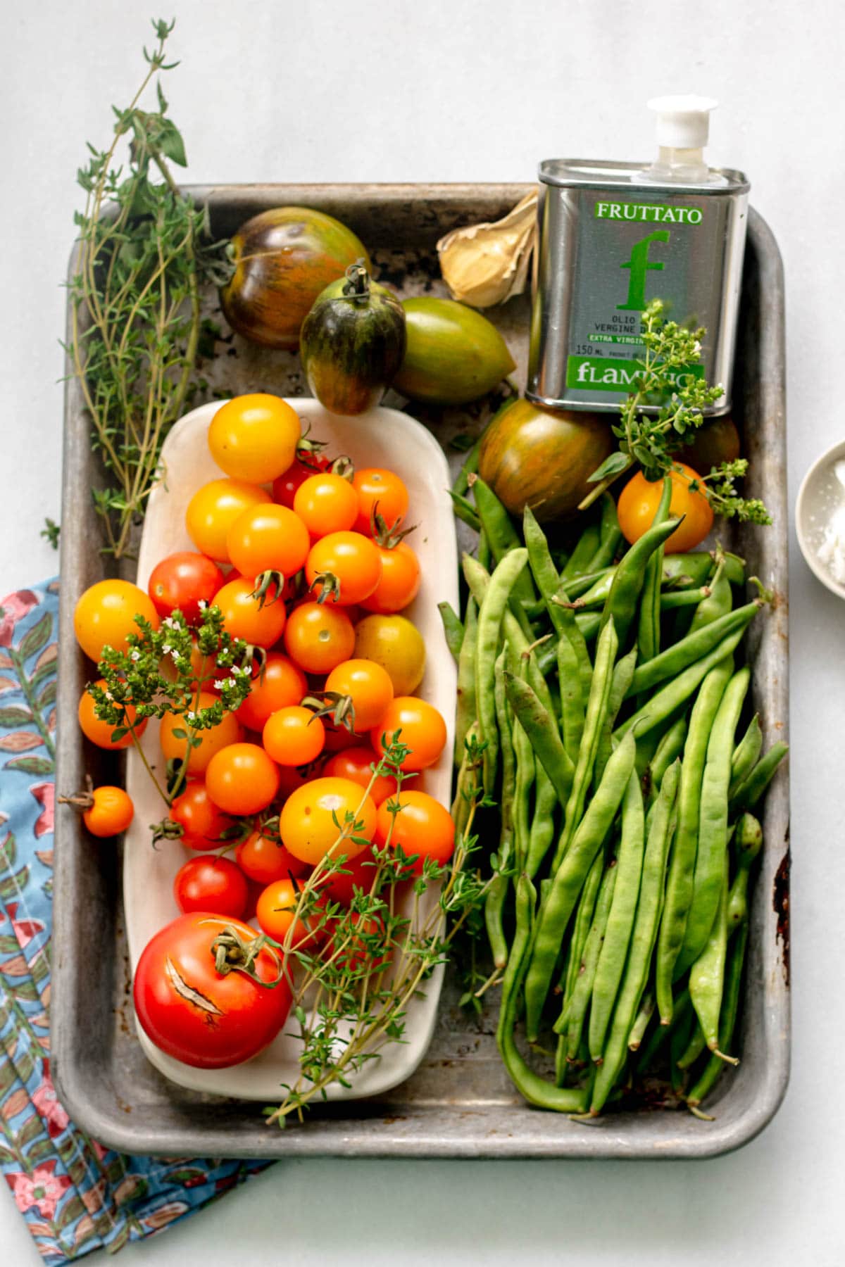Ingredients for mediterranean green bean salad