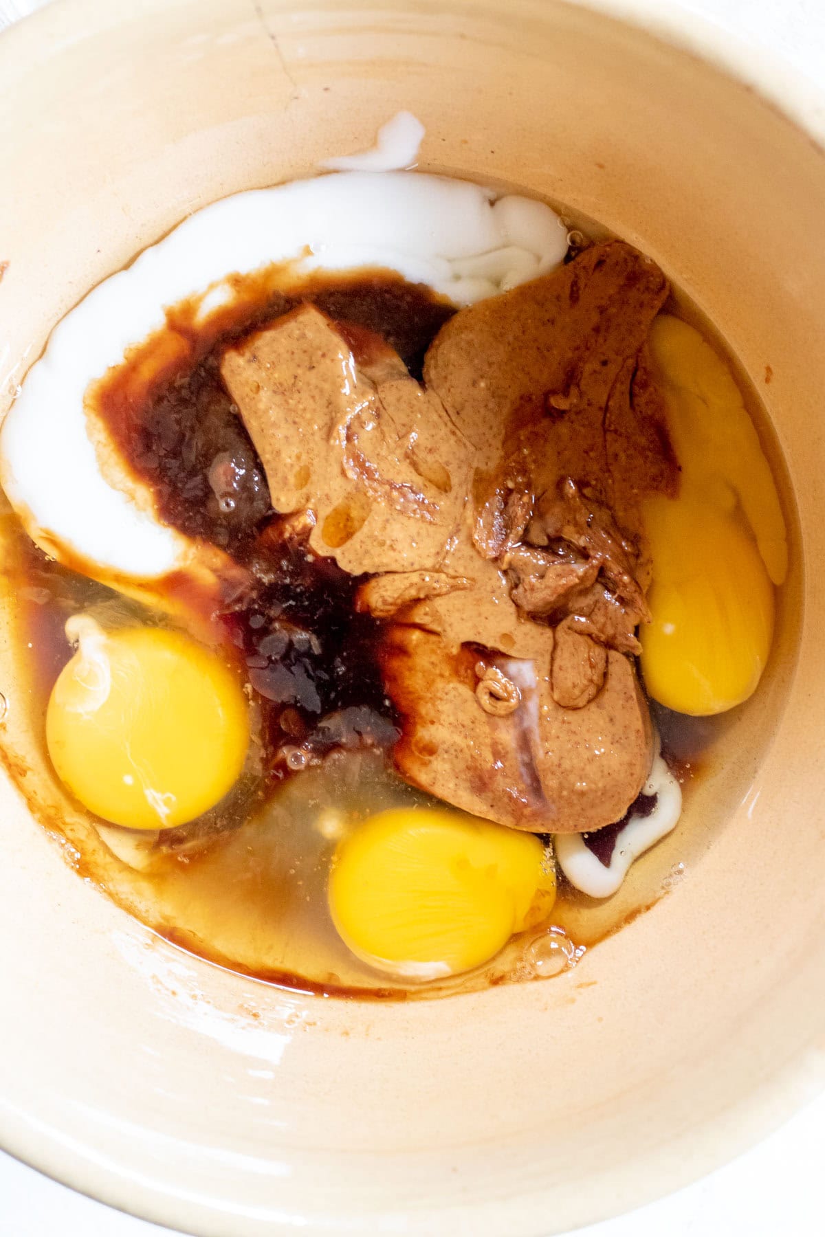 wet ingredients for muffin in a bowl