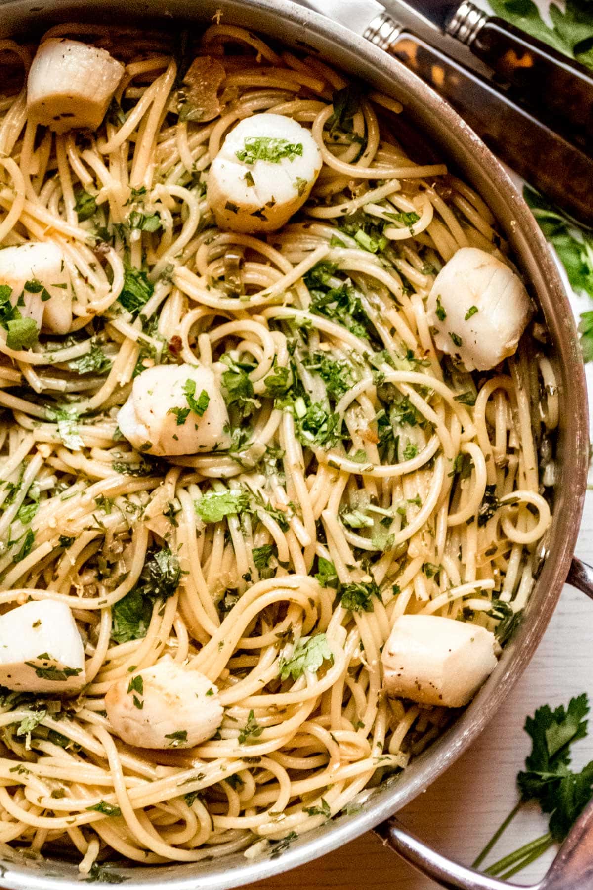 Pan Seared Scallops with Lemon Parsley Pasta