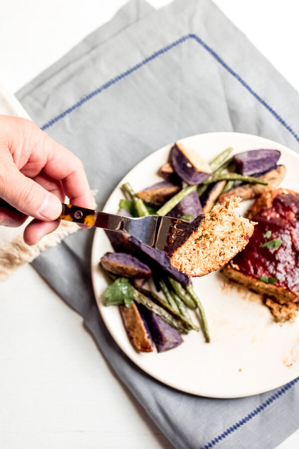Sheet Pan Mini Meatloaves with purple potatoes and green beans, your busy weeknight healthy dinner savior. Delicious nourishing comfort food cooked on one pan for easy cleanup! 