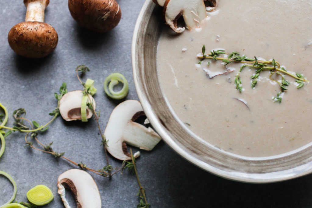 Dairy Free Cream of Mushroom Soup. A delicious blend of only 5 ingredients! Real food, vegan, vegetarian, gluten free. | Abraskitchen.com