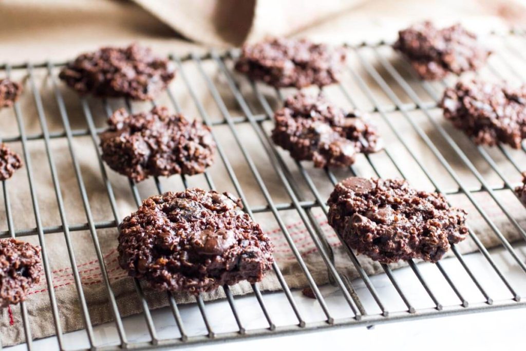Double Chocolate cherry quinoa cookies are perfectly soft and chewy chocolate cookies with tart dried cherries, almond butter, cooked quinoa, and dates. Gluten free, refined sugar-free, vegan, dairy free, flourless |abraskitchen.com