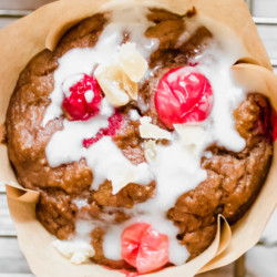 Get ready to spread some holiday cheer with these healthy cranberry gingerbread muffins! A moist delicious muffin loaded with fresh cranberries and crystallized ginger. No added oil or refined sugar. Just simple wholesome ingredients like oat flour, molasses, butternut squash, and maple syrup. Your friends and family will LOVE this recipe!