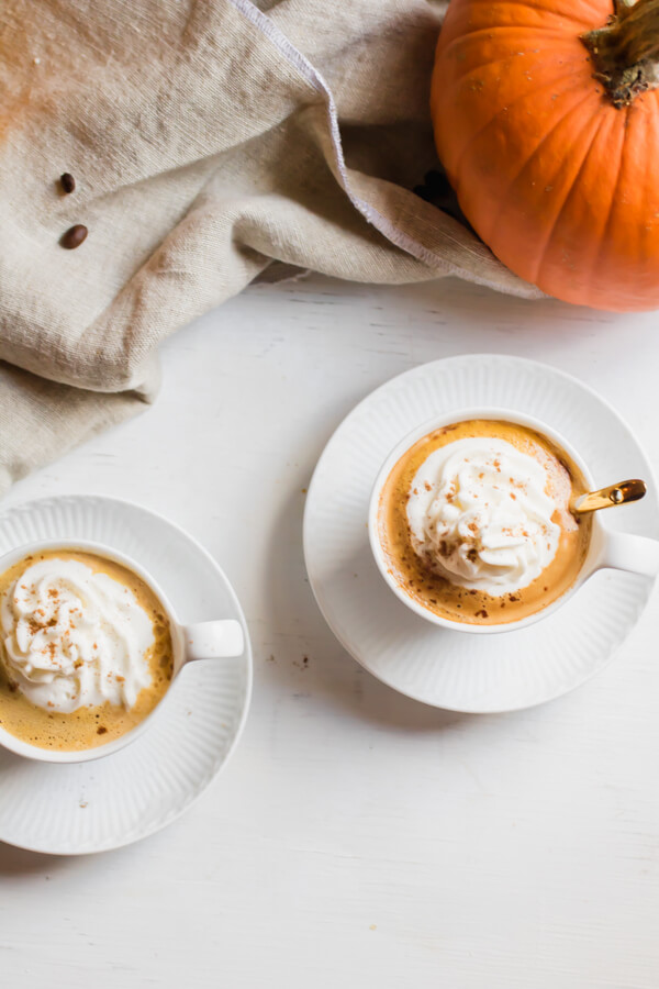 A creamy delicious fall treat, homemade pumpkin spice latte! Using maple syrup, real pumpkin, oat milk, and spices. Homemade is a million times better than store bought, and takes about 2 minutes to whip up!