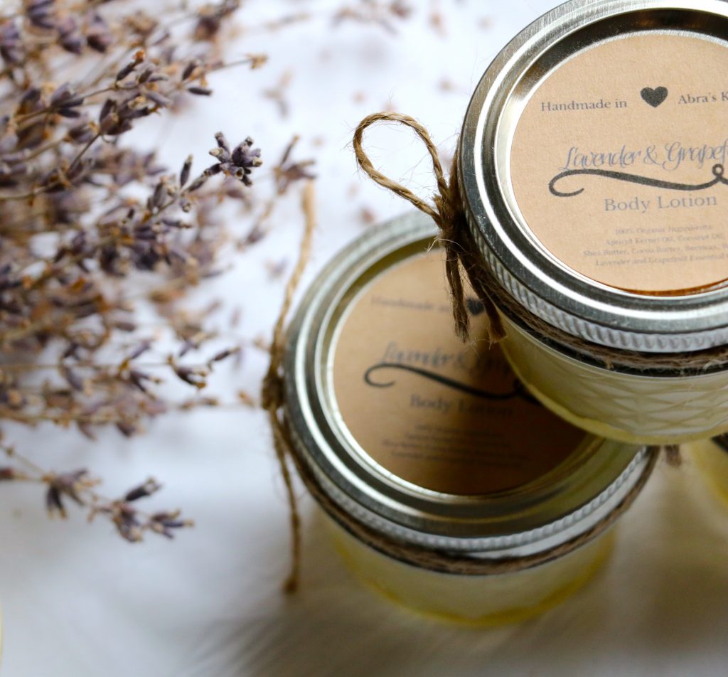 DIY Whipped Lavender Body Lotion with Coconut Oil