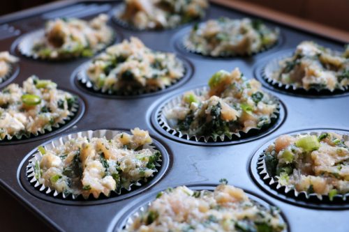 Kale and feta cheese meatloaf muffins is a quick and easy dinner recipe.Creamy feta cheese, yummy kale, and lots of dill in the perfect single serve size. 
