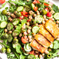 Easy Mediterranean Chickpea Salad