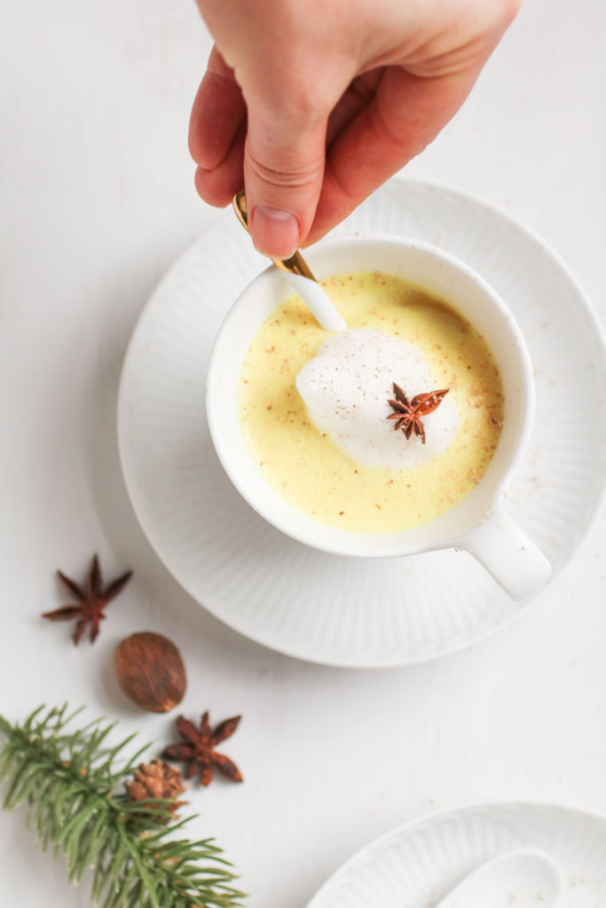 This easy recipe for Vegan Turmeric Eggnog reinvents a holiday classic with added functional healthy ingredients, and a special anti-inflammatory spice twist| abraskitchen.com